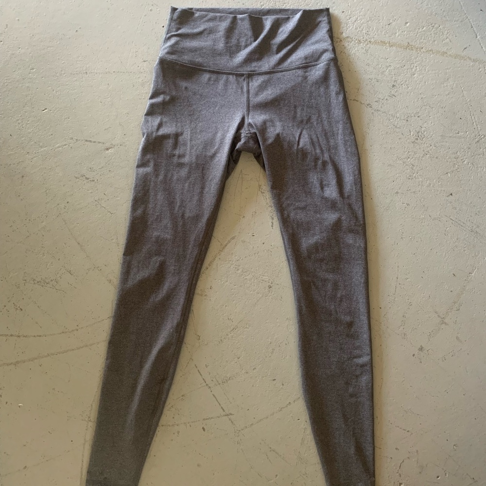 Lululemon size 8 28" align high rise pant
